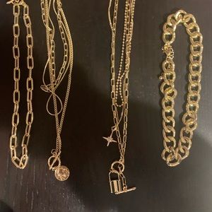Gold chain necklaces